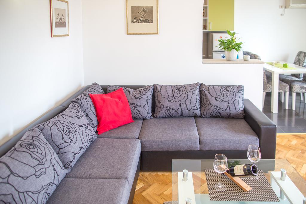 Apartments Vila Masha Петровац Экстерьер фото