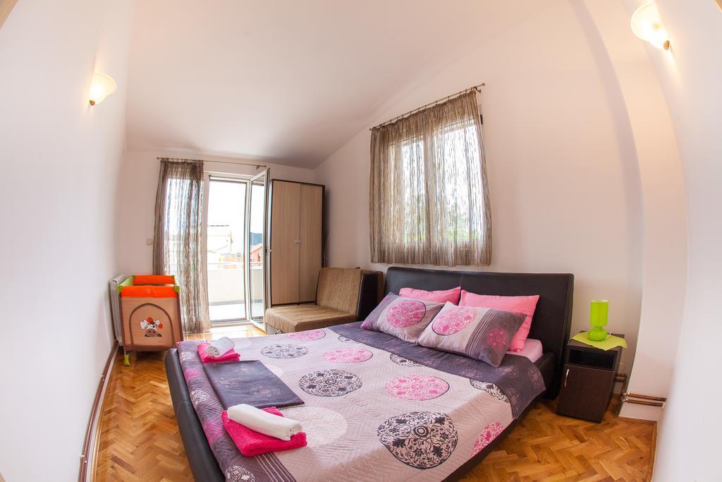 Apartments Vila Masha Петровац Экстерьер фото