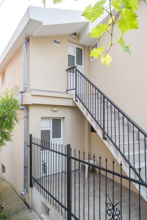Apartments Vila Masha Петровац Экстерьер фото