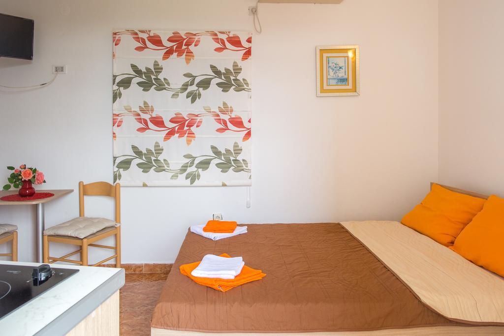 Apartments Vila Masha Петровац Экстерьер фото