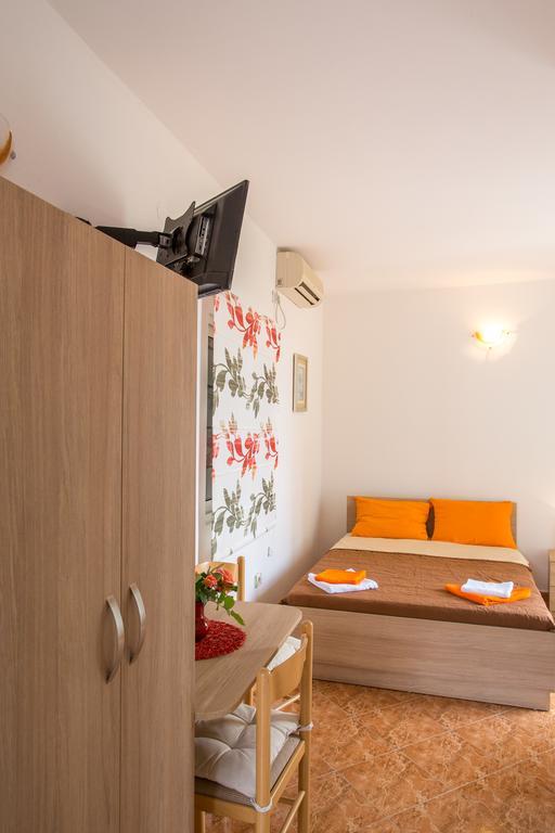 Apartments Vila Masha Петровац Экстерьер фото