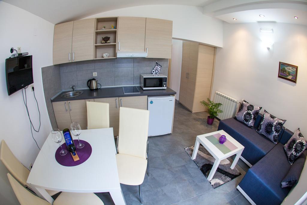 Apartments Vila Masha Петровац Экстерьер фото