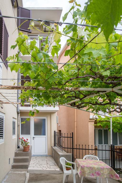 Apartments Vila Masha Петровац Экстерьер фото