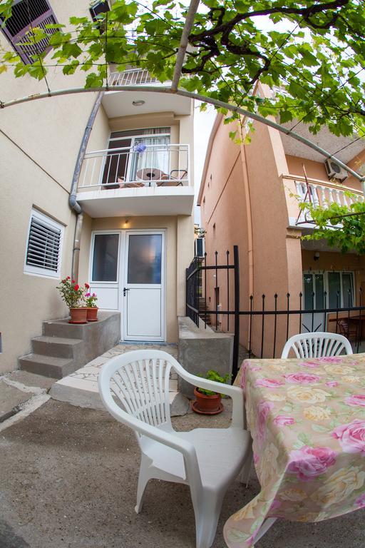 Apartments Vila Masha Петровац Экстерьер фото