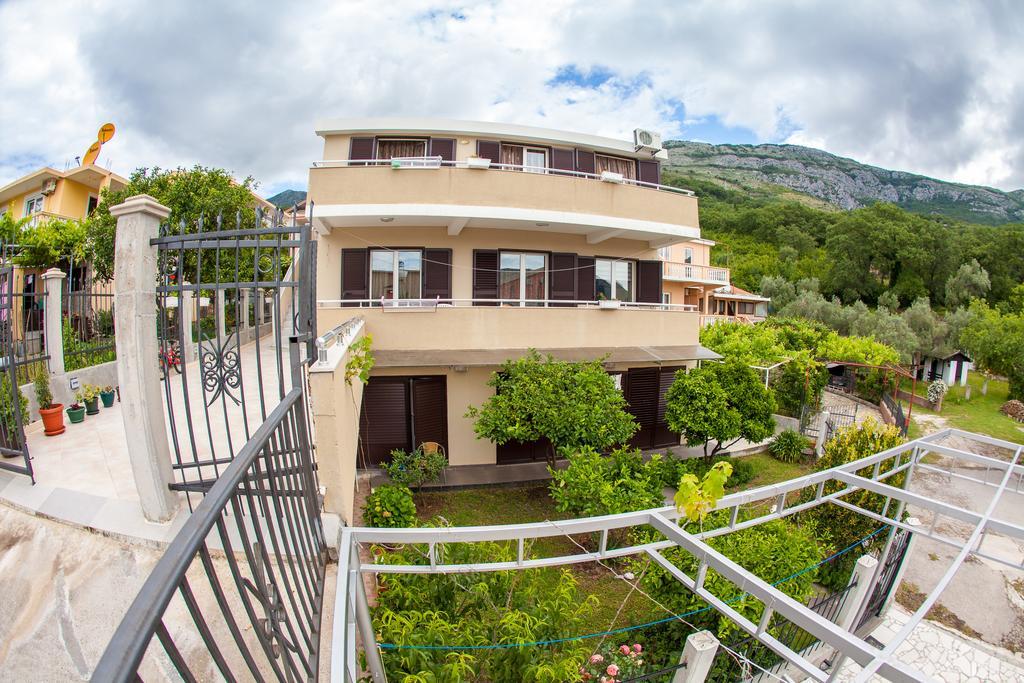 Apartments Vila Masha Петровац Экстерьер фото